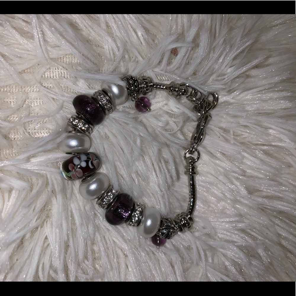 Bella Perlina charm bracelet